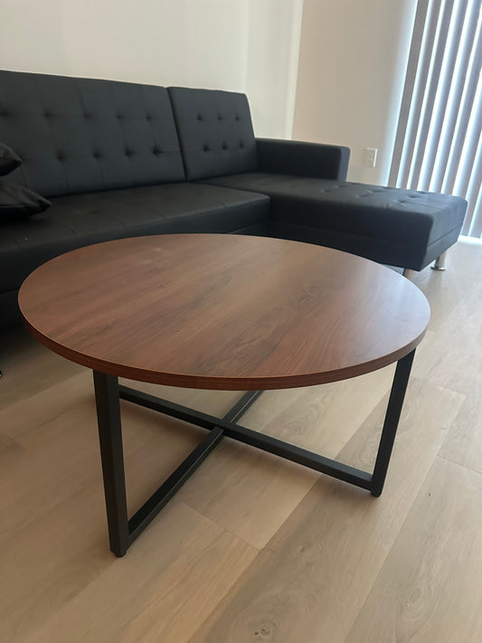 Round coffee table 36”
