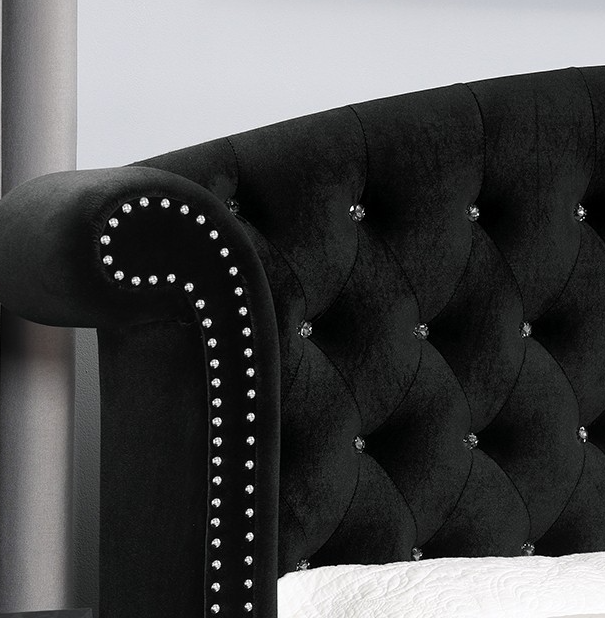 Glam Velvet Tufted Bedframe