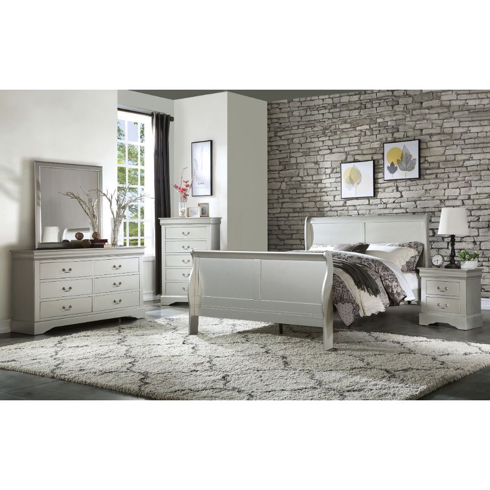 Louis Philippe III Queen Bed