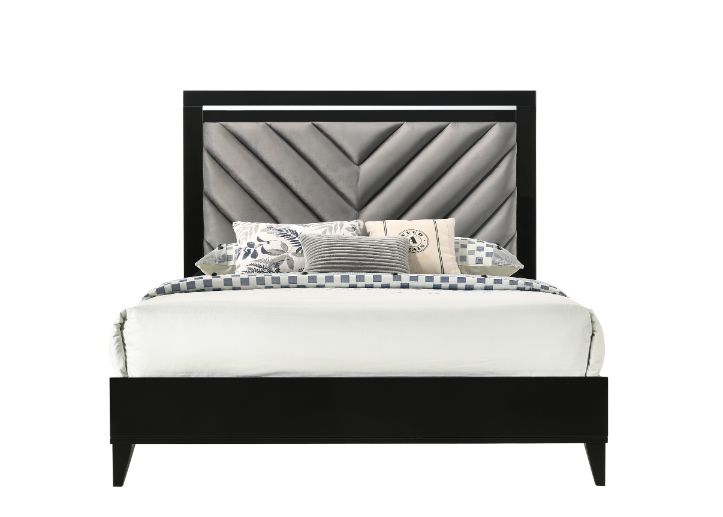 Chelsie Queen Bed