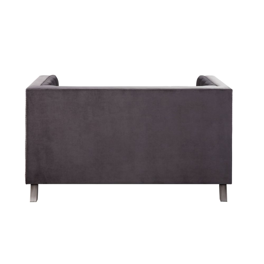 Hegio Loveseat