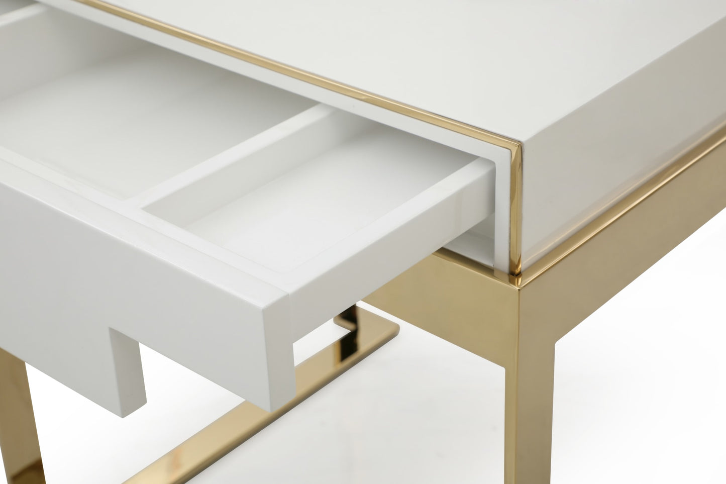 Modrest Adonis - Modern Nightstand