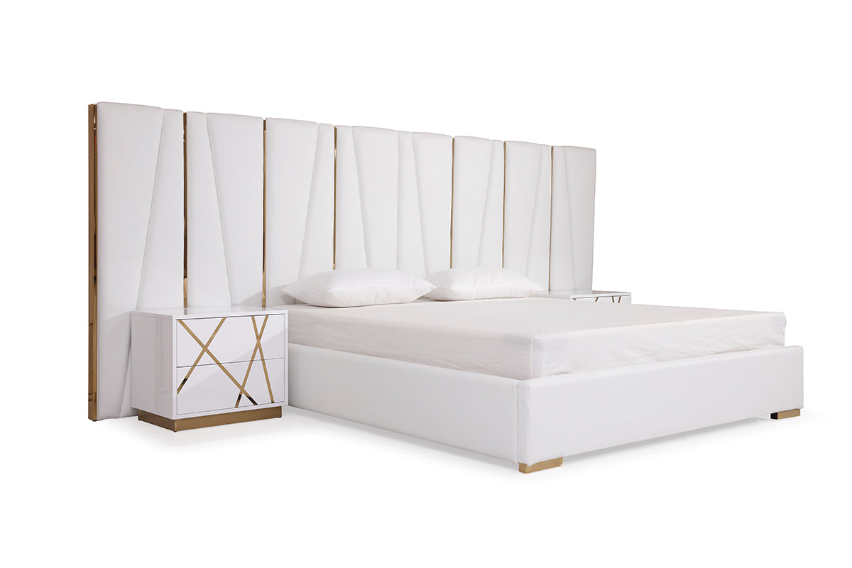 Modrest Nixa Modern White Bonded Leather & Gold Bed