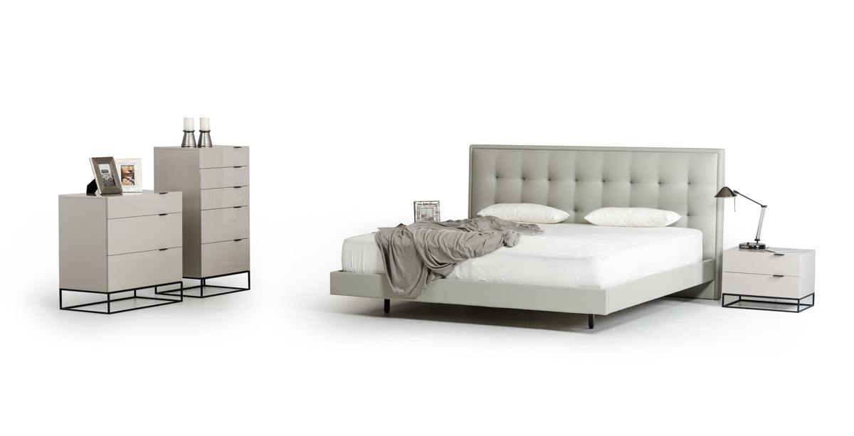Modrest Hera Modern Grey Leatherette Bed