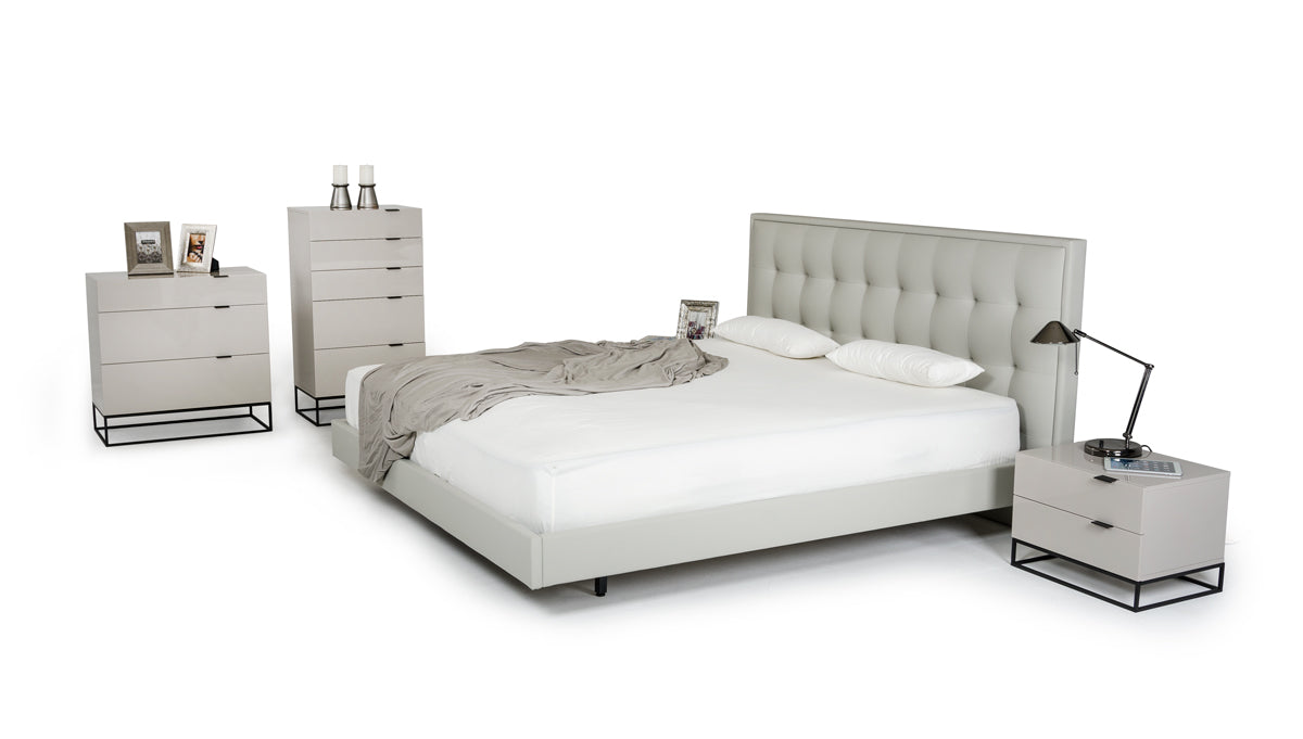 Modrest Hera Modern Grey Leatherette Bed