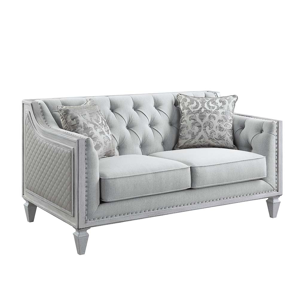 Katia Loveseat