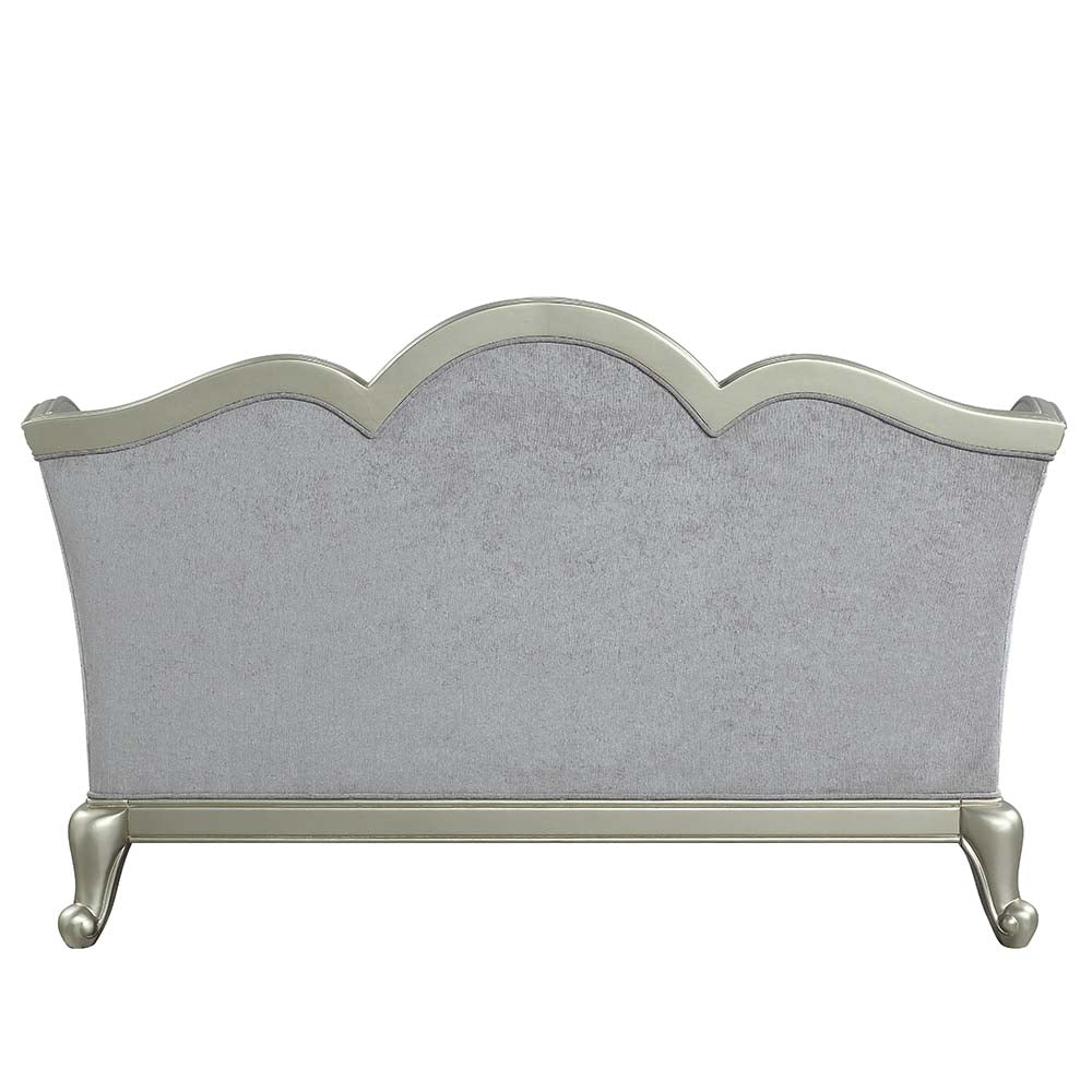 Qunsia Loveseat