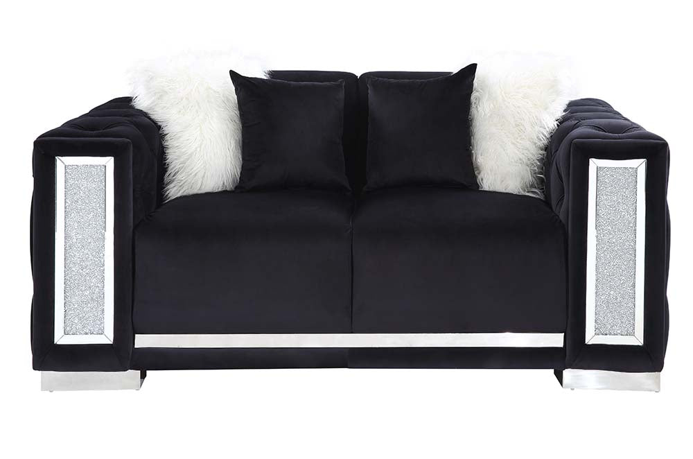 Trislar Loveseat