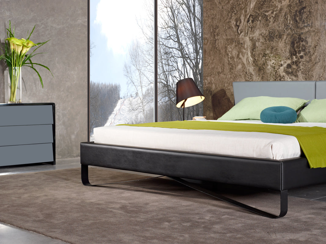 Nova Domus Stone Modern Grey & Black Bed